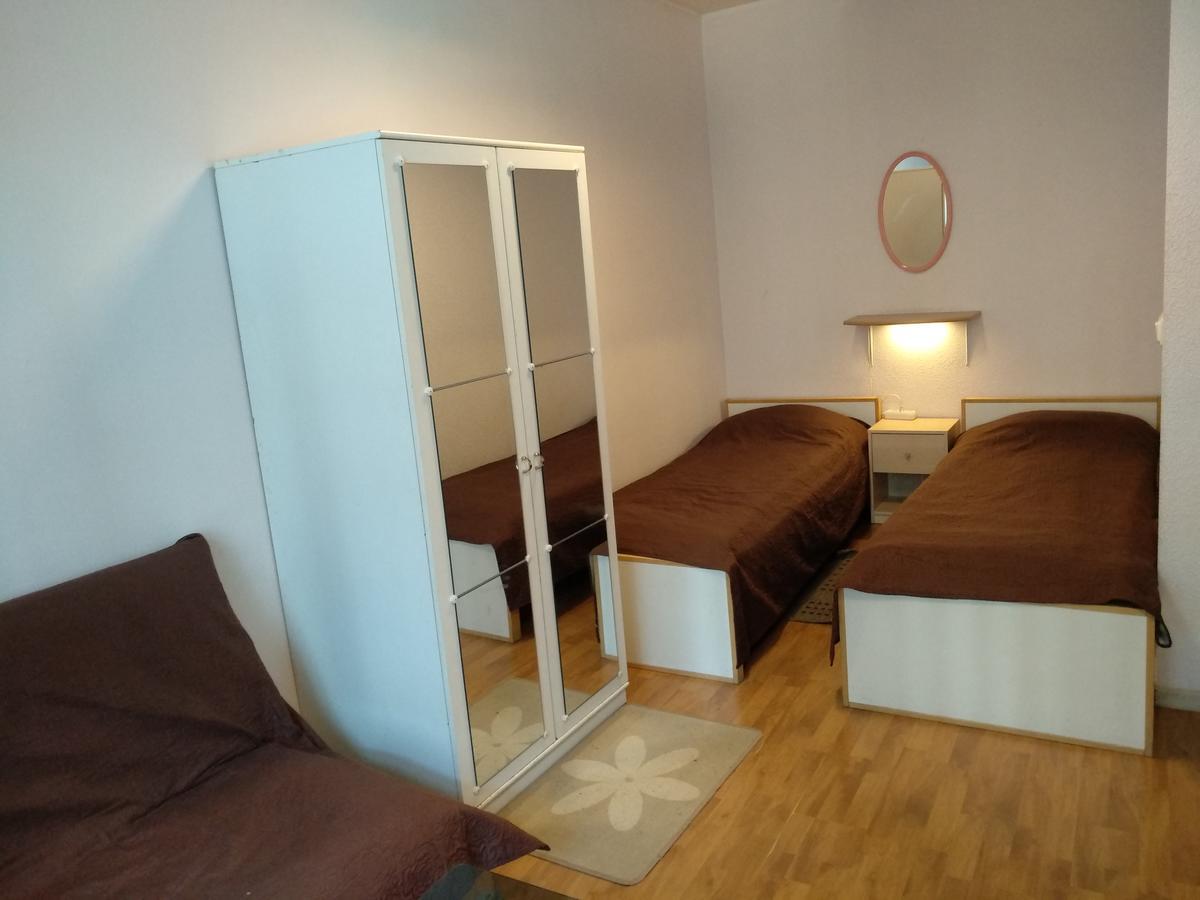 Economy Baltics - Narva 16 *